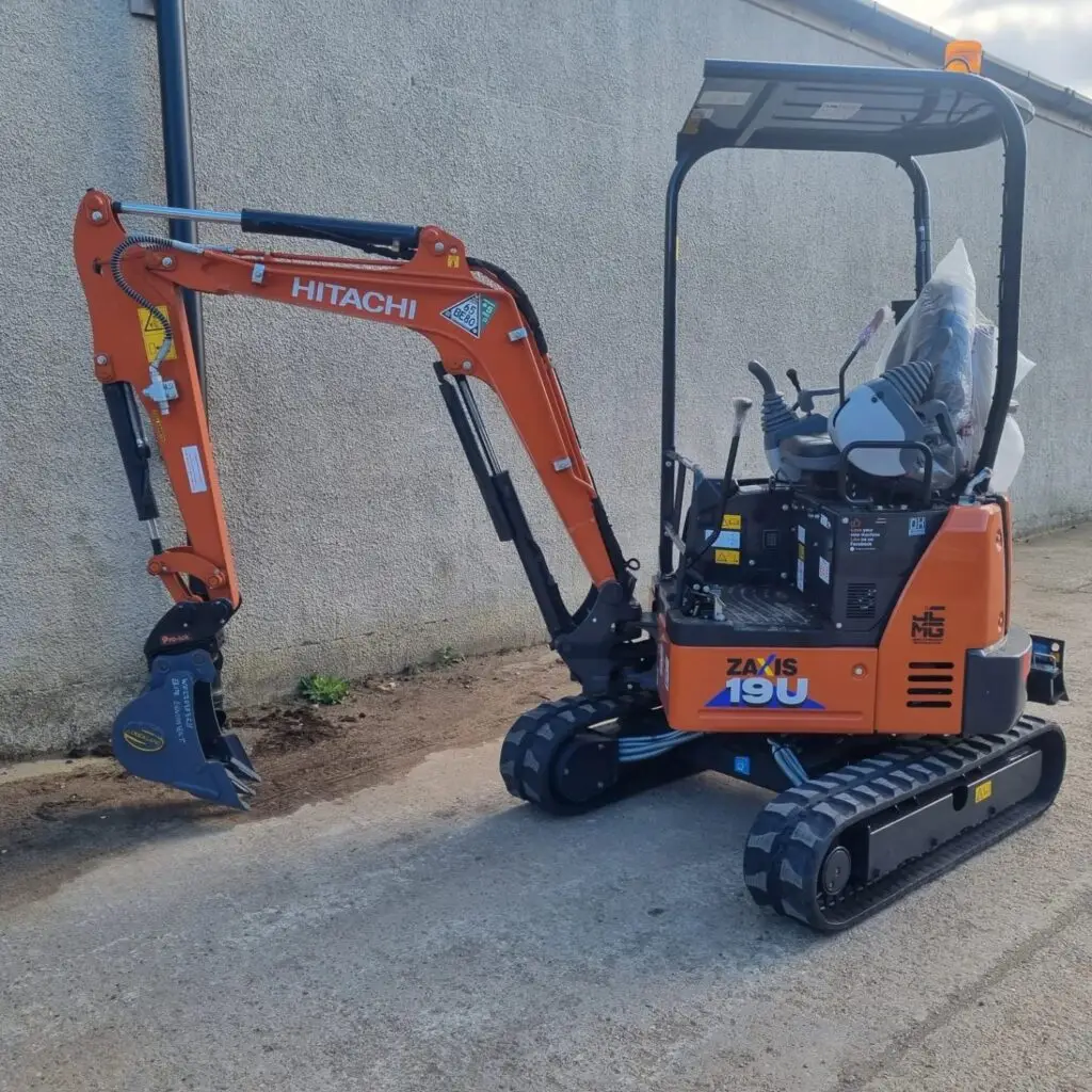Hitachi ZX19-6