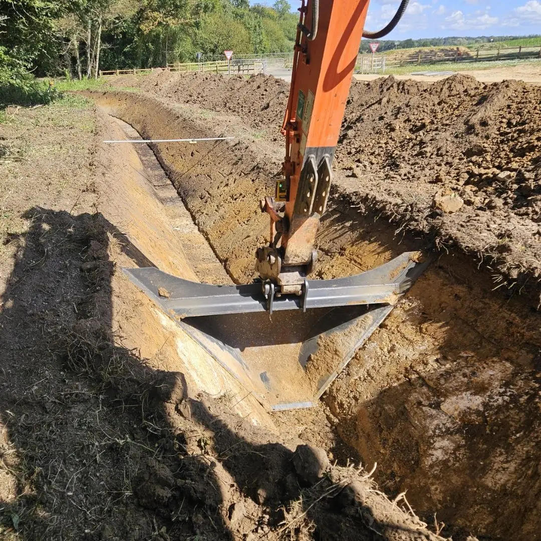 V Ditch Buckets
